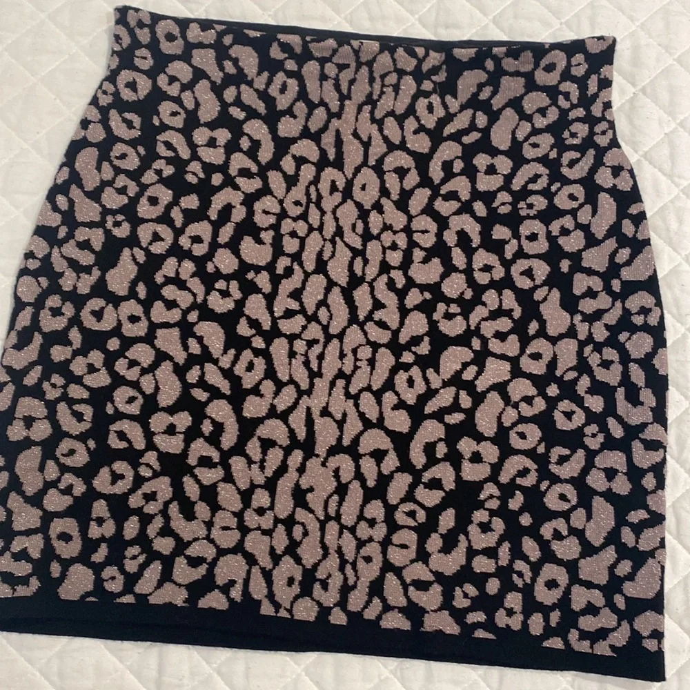 Aritzia Sunday best leopard print skirt S - Picture 2 of 4